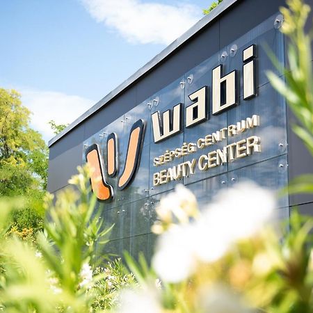 Wabi Hotel - Beauty & Dental Center Sopron Exteriör bild