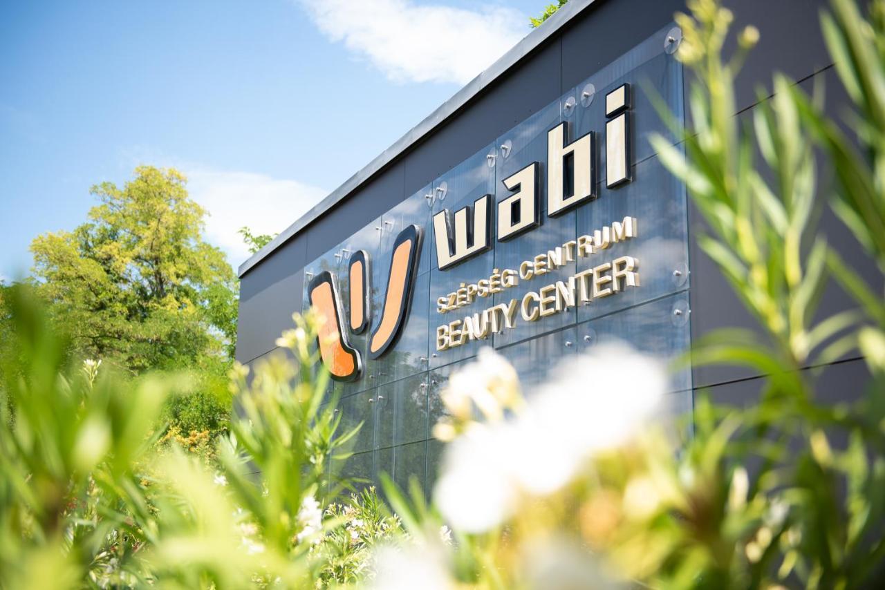 Wabi Hotel - Beauty & Dental Center Sopron Exteriör bild